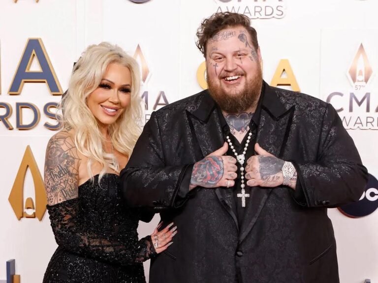 Jelly roll and bunnie xo