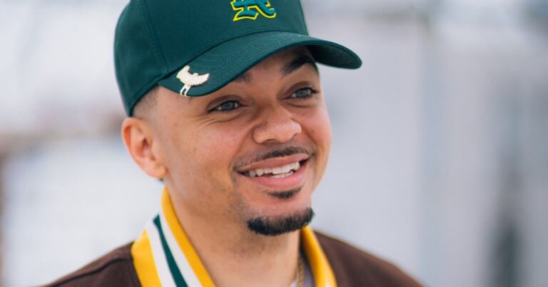 Christian rapper gets loud about Jesus at Rolling Loud Miles minnick