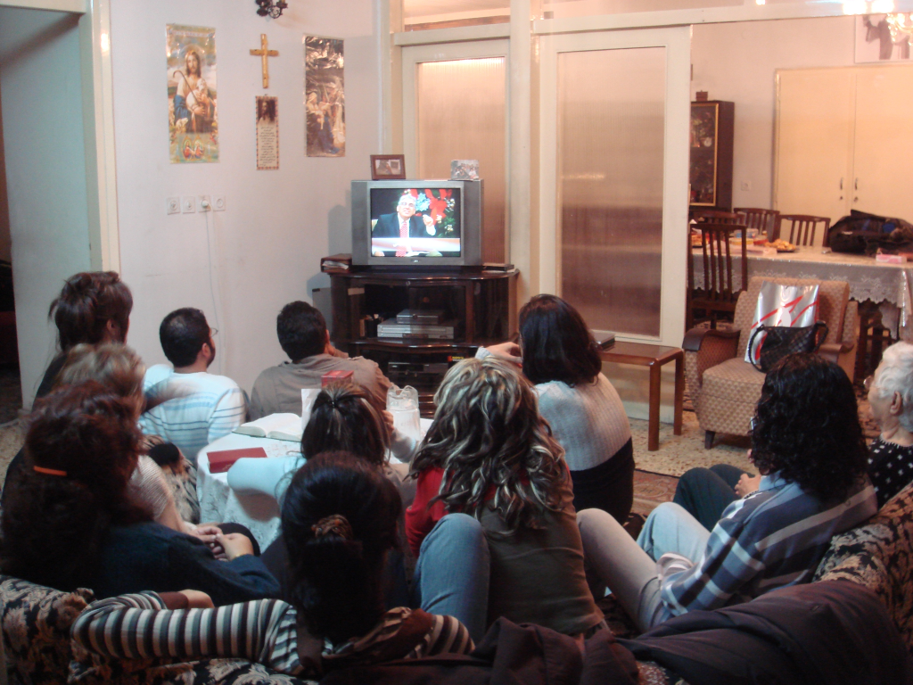 Iranians watching Iran Alive