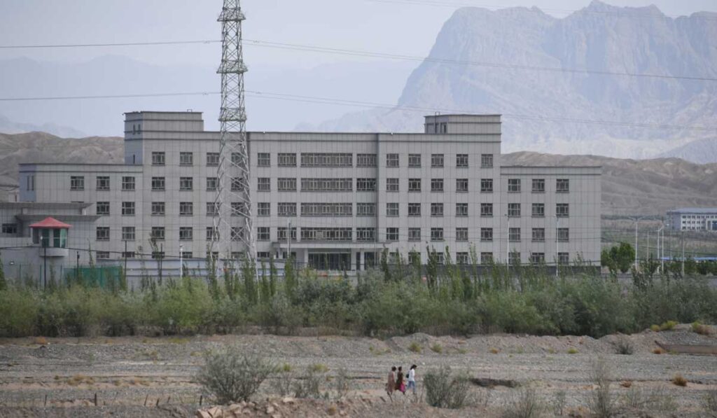 Xinjiang camp 1200w