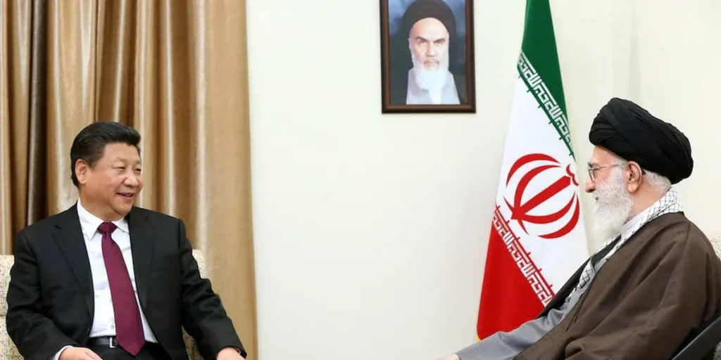 Ali khamenei receives xi jinping in his house