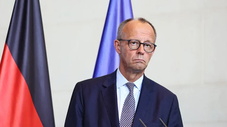 Pusillanimous prigs of Europe