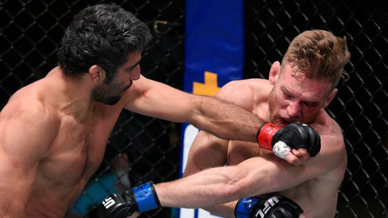 UFC’s Beneil Dariush learned to fight at age 3 Dm 200808 MMA DARIUSH SPINNING BACKFIST