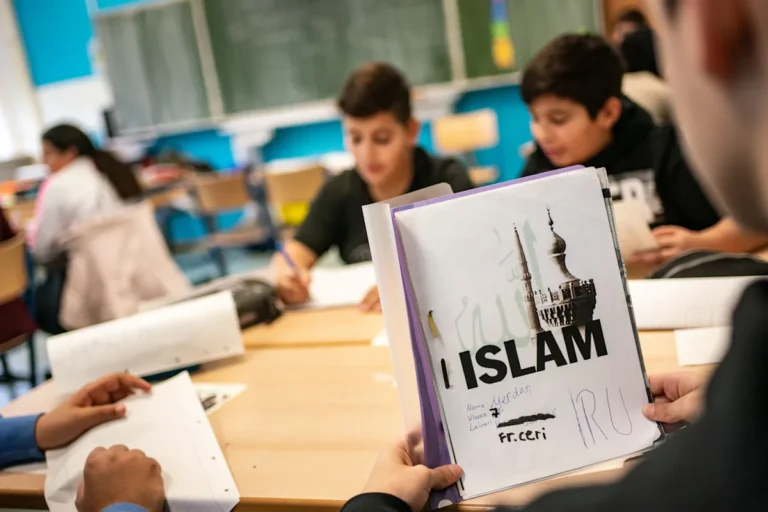 Polished image of Islam to be taught in Connecticut schools