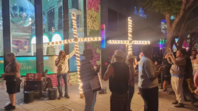 Street preacher sucker-punched in West Hollywood 160167 w 850